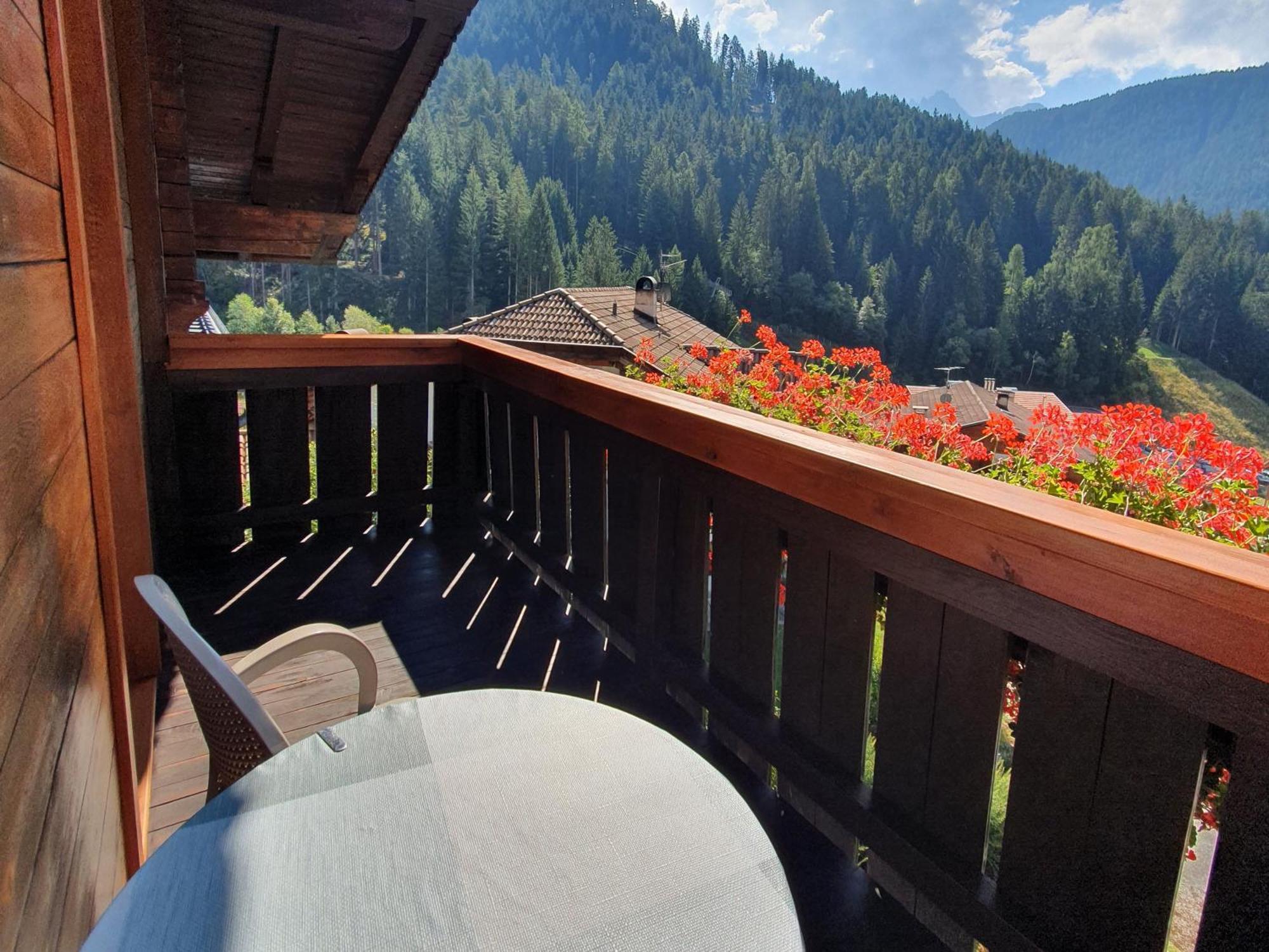 Haus Herta B&B โนวาเลวานเต ห้อง รูปภาพ